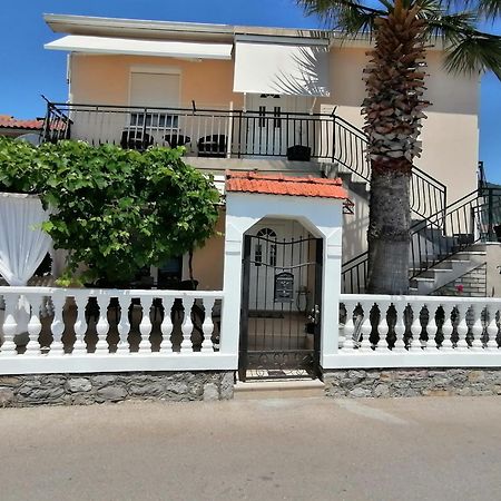 Apartment Casa Sul Mare Tivat Luaran gambar